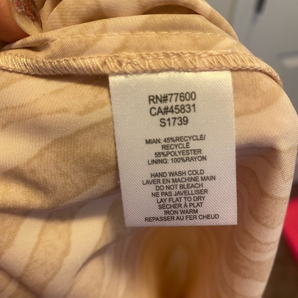 2 FOR $25 Saltwater Luxe Satin Midi Dress Puff Sleeve Ruffled Sand Size XS NEW - Picture 6 of 6